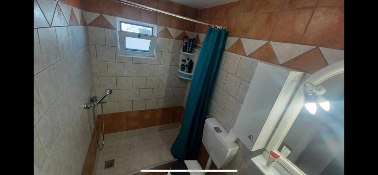 Michalis-Athina Apartment Nea Alikarnassos Bagian luar foto