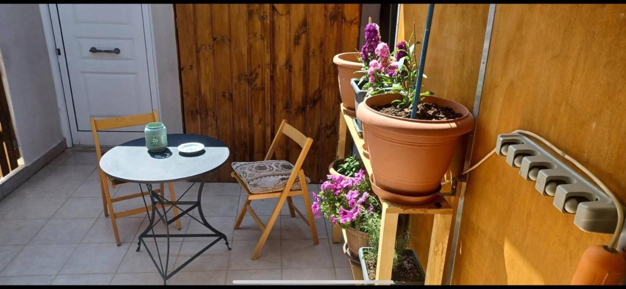 Michalis-Athina Apartment Nea Alikarnassos Bagian luar foto